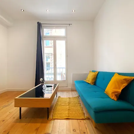 Hypercentre 2 Climatise Apartment *